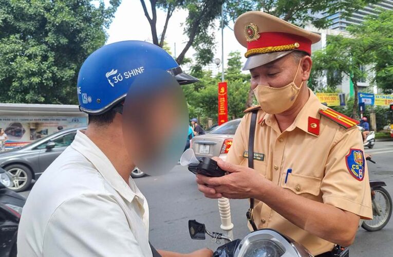 Cục trưởng Cục CSGT phát lệnh, CSGT Hà Nội đồng loạt ra quân kiểm tra nồng độ cồn